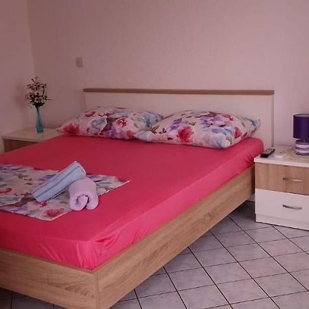 Studio Apartmani Ravlic Makarska Bagian luar foto